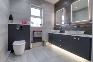 Master En-Suite- click for photo gallery